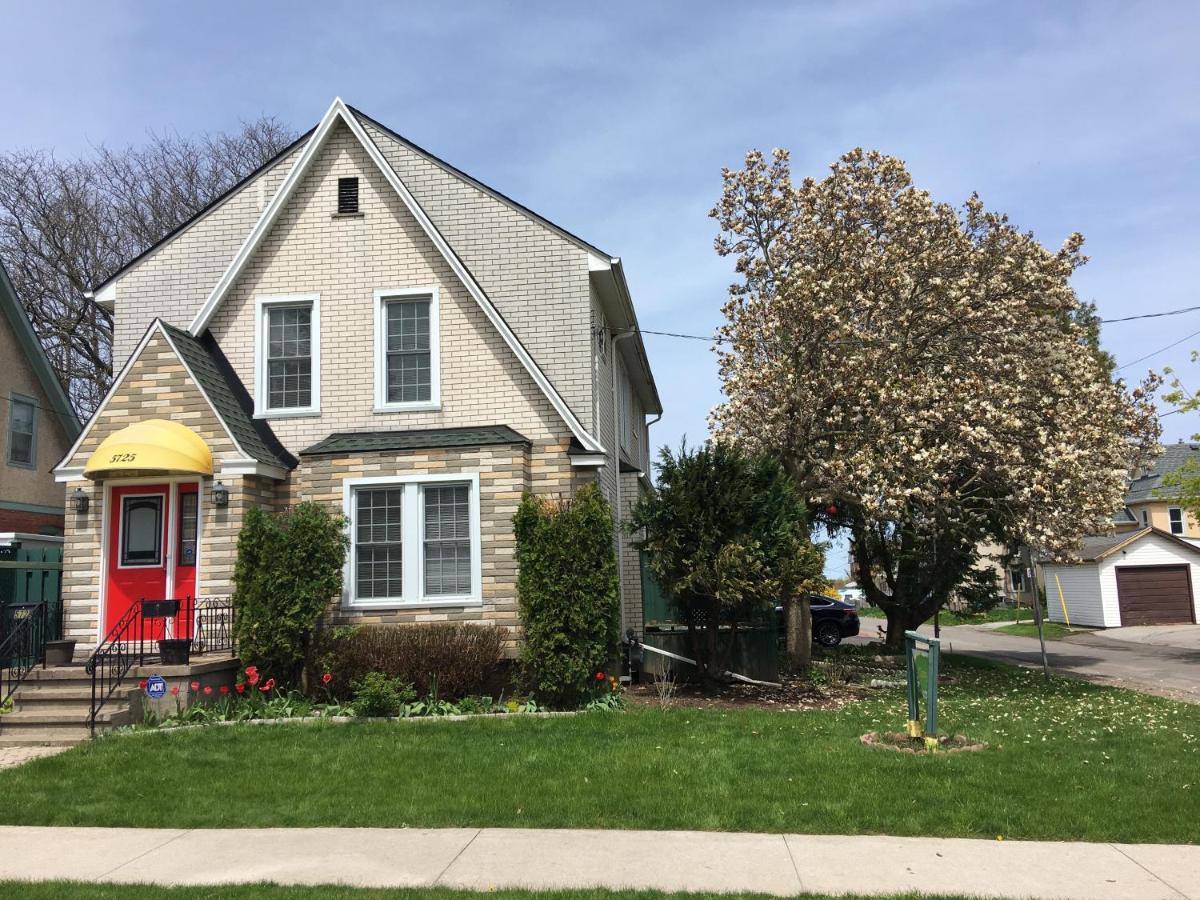 Cozy House B&B Niagara Falls Exterior photo