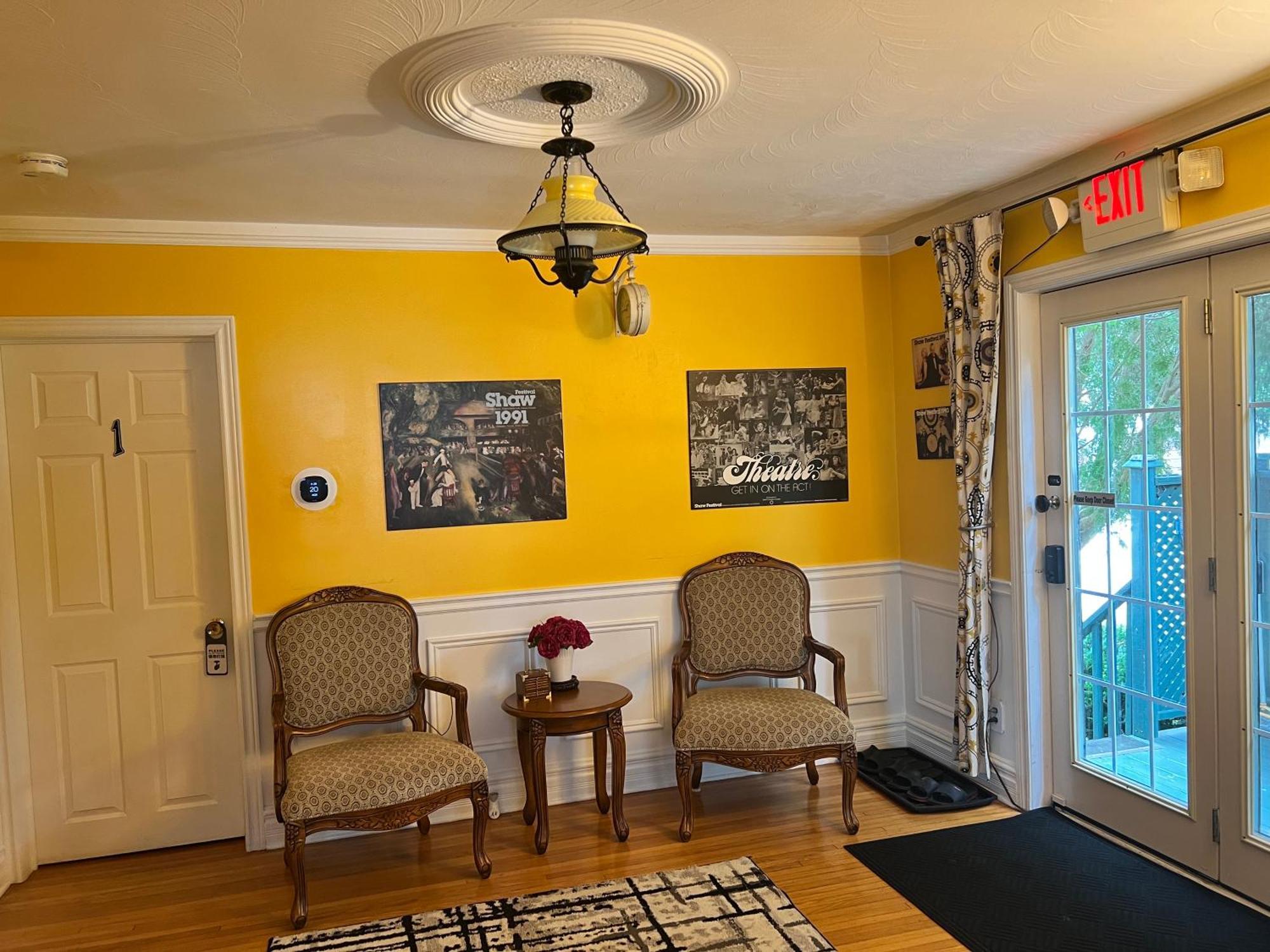 Cozy House B&B Niagara Falls Exterior photo