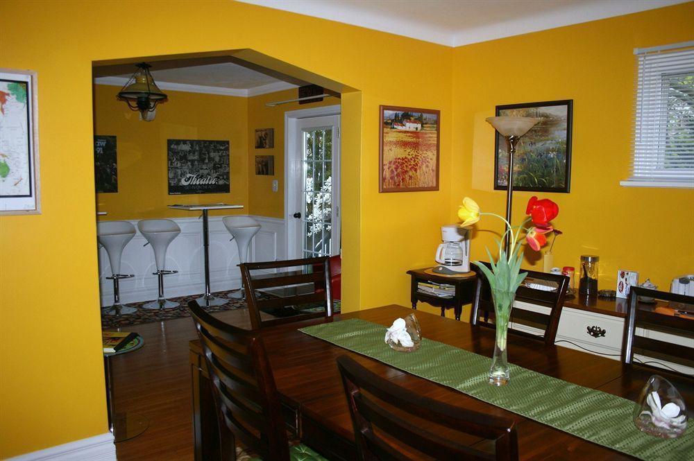 Cozy House B&B Niagara Falls Exterior photo